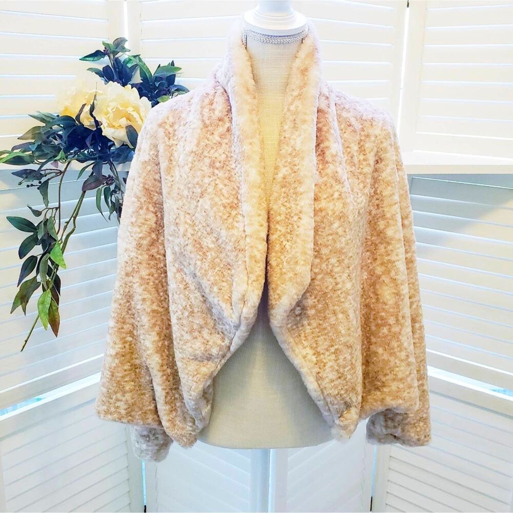 CATHERINE MALANDRINO FAUX FUR - EXTRA SOFT